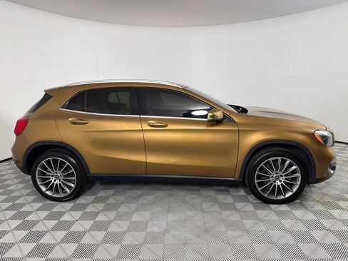 Used 2018 Mercedes-Benz GLA 250 w/ Convenience Package image 4