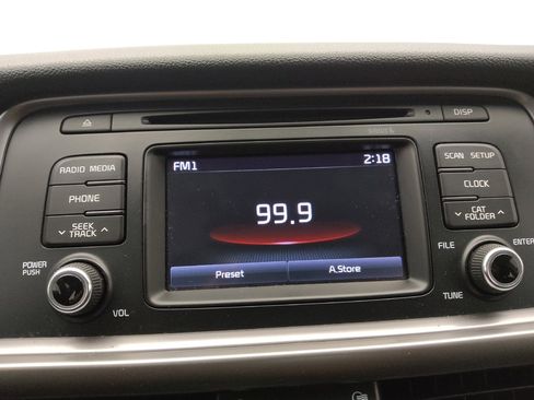 Used 2017 Kia Optima LX w/ Convenience Package FWD image 25