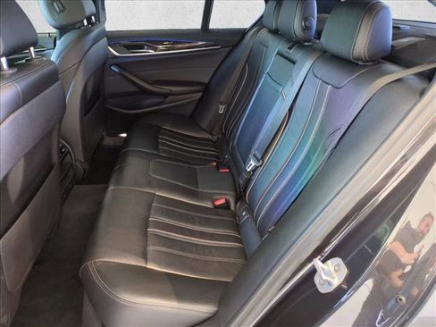 Used 2018 BMW 530e 530e iPerformance image 20