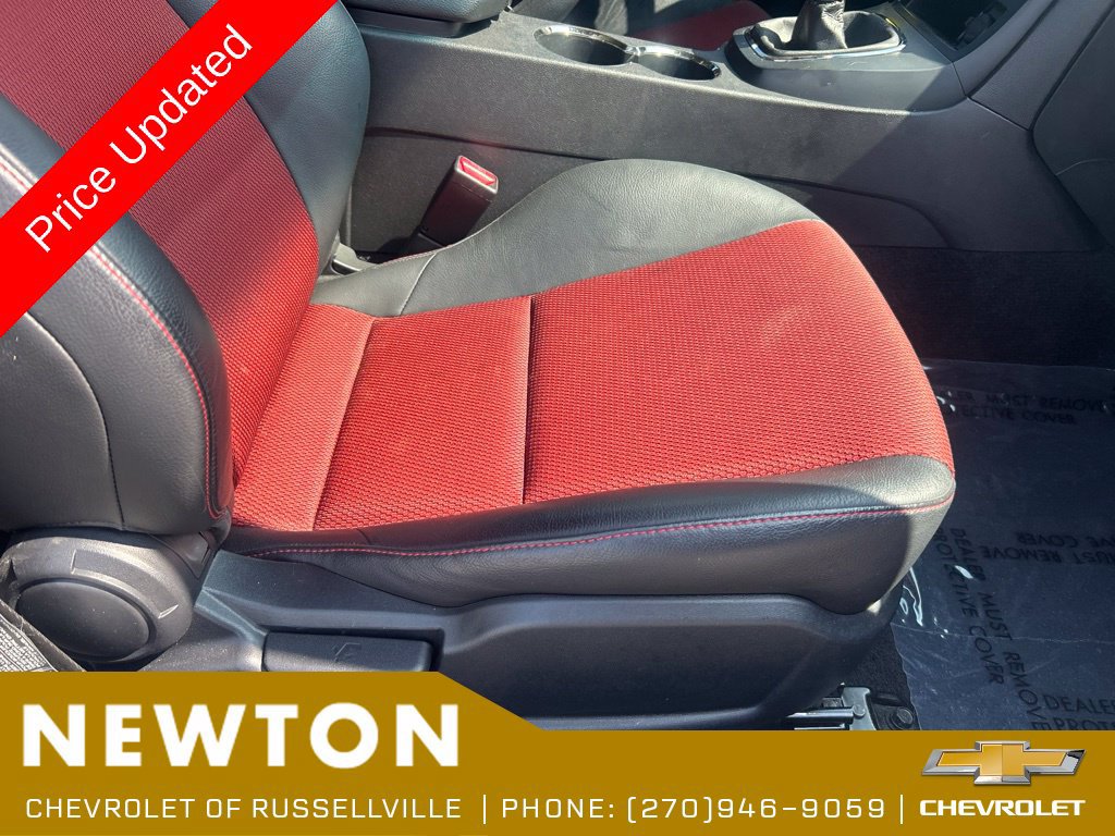 Used 2012 Hyundai Genesis 3.8 RWD image 22