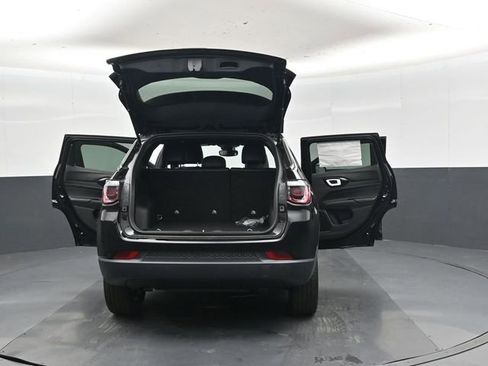 New 2026 Jeep Compass Latitude AWD/4WD image 48