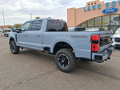 New 2026 Ford F350 Platinum w/ Tremor Off-Road Package