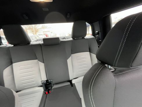 Used 2025 Toyota Tacoma TRD Off-Road image 32