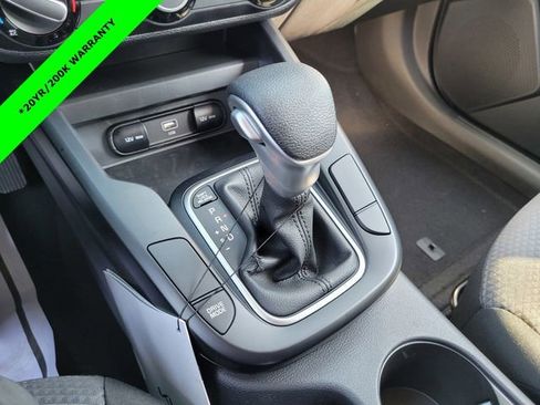 New 2025 Kia Soul LX w/ LX Technology Package image 10