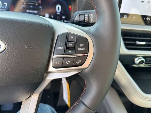 New 2026 Ford Explorer Active w/ Active Comfort Package image 19