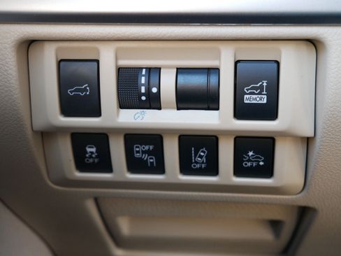 Used 2019 Subaru Outback 2.5i Premium w/ Popular Package #2 image 26