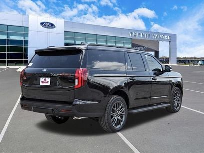 New 2026 Ford Expedition Max Platinum w/ Stealth Appearance Package