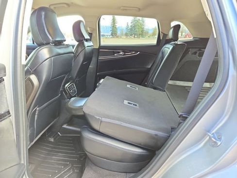 Used 2021 Lincoln Nautilus AWD w/ Equipment Group 101A image 29