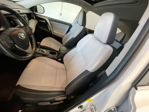 Used 2018 Toyota RAV4 XLE w/ Plus Extra Value Package image 11