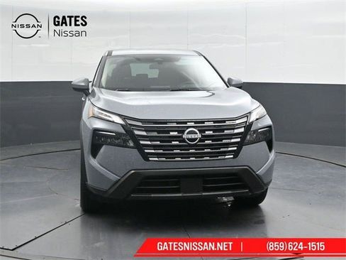 New 2026 Nissan Rogue SV image 5