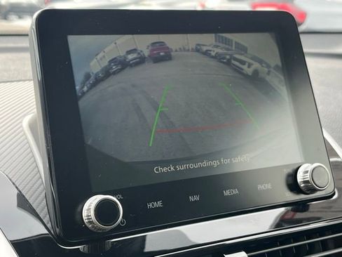 Used 2025 Mitsubishi Eclipse Cross SE image 40