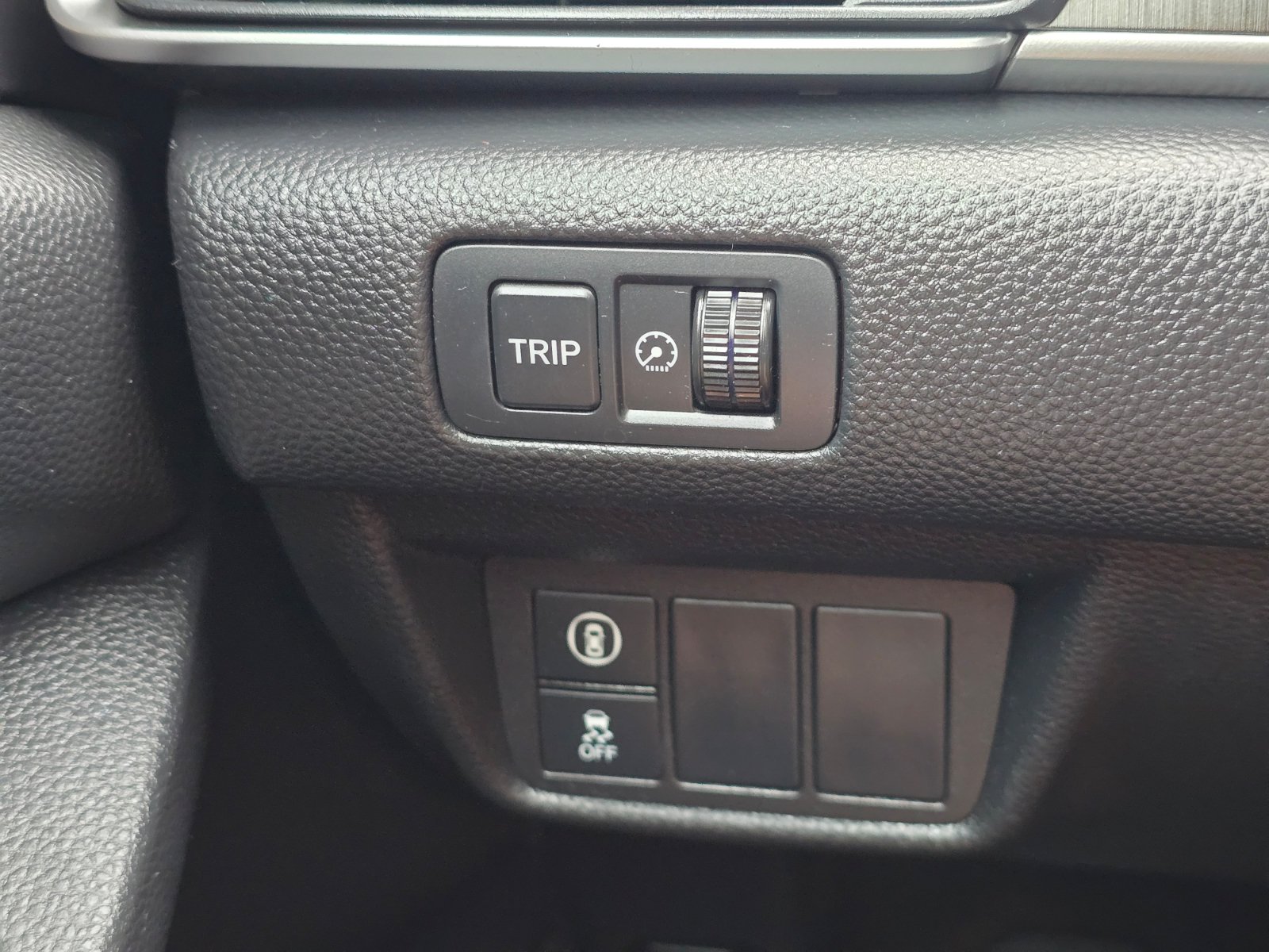 Used 2019 Honda Accord LX image 23