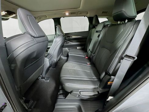 New 2026 INFINITI QX60 Luxe image 29