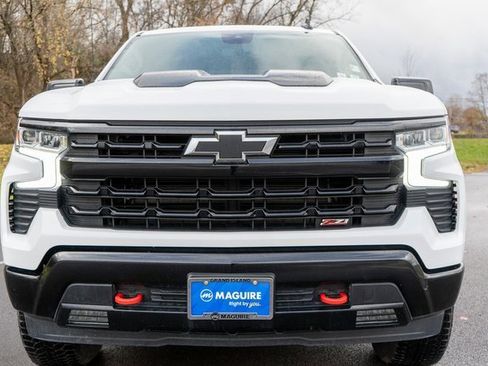 Used 2024 Chevrolet Silverado 1500 LT Trail Boss image 3