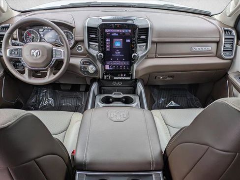Used 2025 RAM 1500 Laramie AWD/4WD image 22