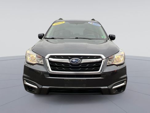 Used 2018 Subaru Forester 2.5i Premium w/ All-Weather Package image 12