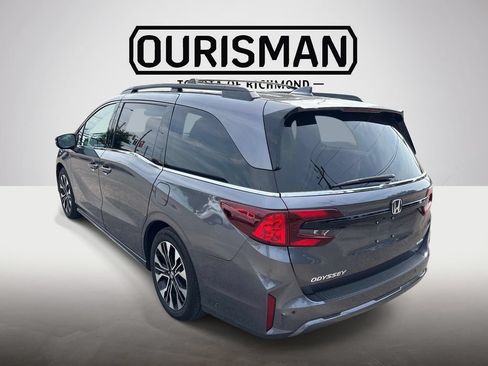 Used 2025 Honda Odyssey Elite image 8
