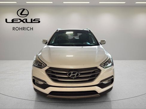 Used 2017 Hyundai Santa Fe Sport w/ 2.4L Tech Package 04 AWD/4WD image 2