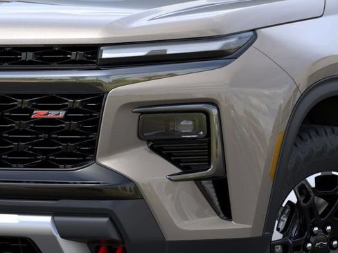 New 2027 Chevrolet Traverse Z71 w/ Driver Confidence Package AWD/4WD image 11
