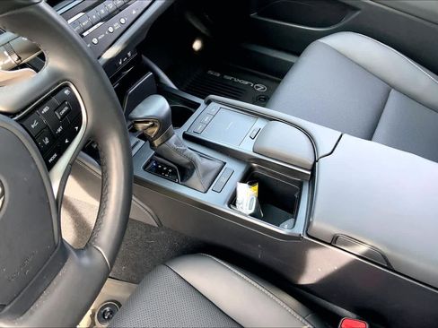 Used 2022 Lexus ES 350 w/ Premium Package image 17