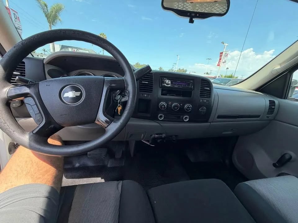 Used 2007 Chevrolet Silverado 3500 W/T RWD image 8