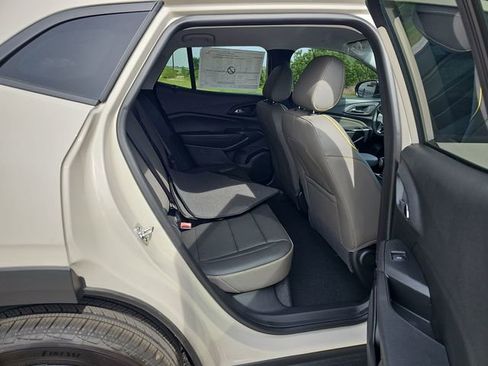 New 2026 Chevrolet Trax ACTIV w/ Driver Confidence Package FWD image 26
