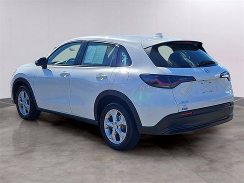 Certified 2025 Honda HR-V LX image 6