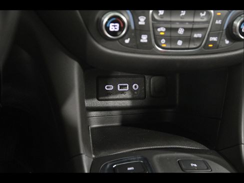 Used 2023 Chevrolet Equinox LT AWD/4WD image 15