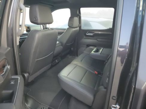 Used 2025 GMC Sierra 1500 SLT AWD/4WD image 9