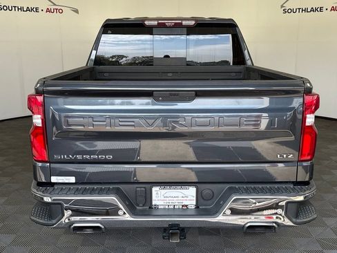 Used 2022 Chevrolet Silverado 1500 LTZ w/ LTZ Premium Package AWD/4WD image 7