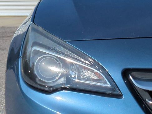 Used 2016 Buick Cascada Premium image 10