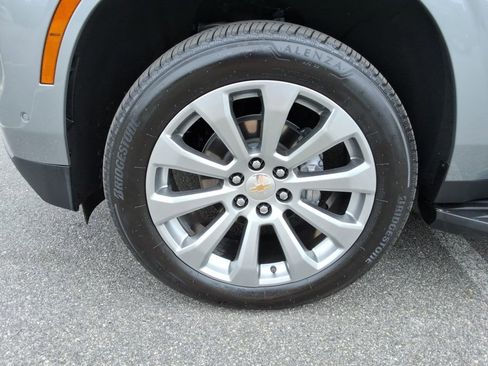 Used 2026 Chevrolet Tahoe Premier AWD/4WD image 10
