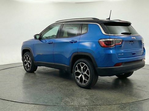 Used 2025 Jeep Compass Limited AWD/4WD image 6