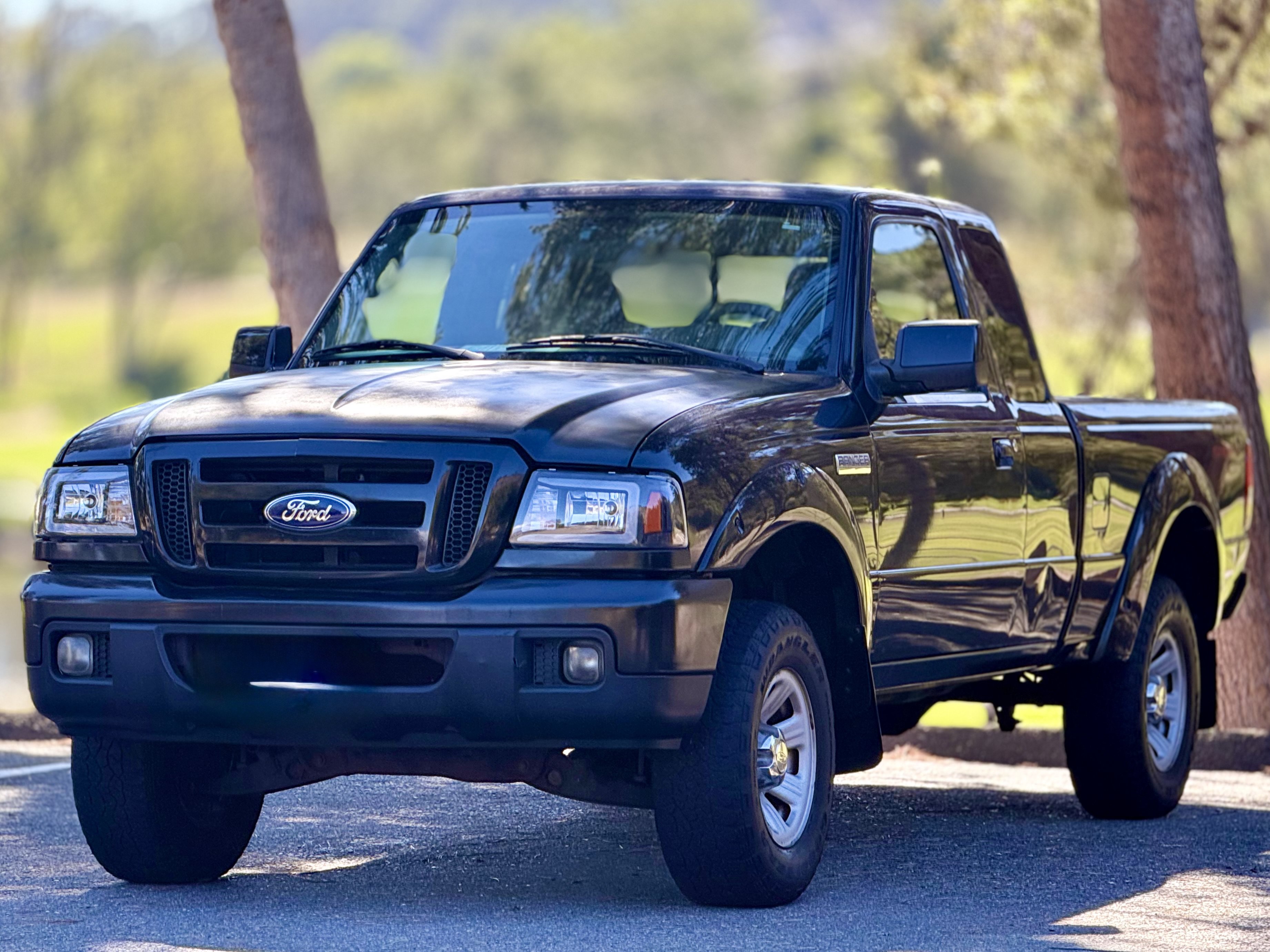 Used 2007 Ford Ranger STX RWD image 2