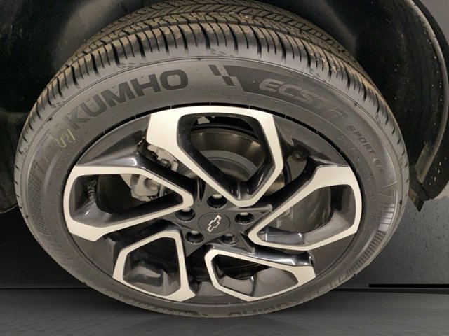 Used 2025 Chevrolet Trax RS w/ Sunroof Package FWD image 37