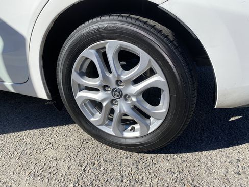 Used 2016 Scion iA image 25