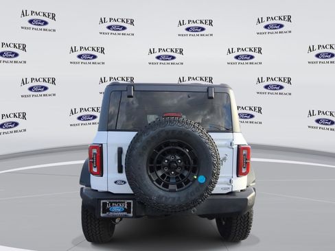 New 2026 Ford Bronco Outer Banks AWD/4WD image 4