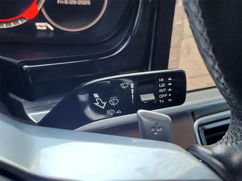 Used 2017 Porsche Panamera Turbo image 36