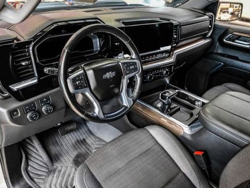 Used 2024 Chevrolet Silverado 1500 LT Trail Boss w/ Protection Package image 5