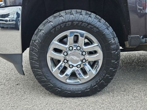 Used 2015 Chevrolet Silverado 3500 LTZ w/ Duramax Plus Package image 11