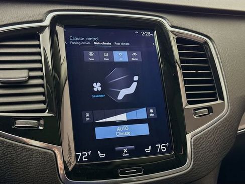 Used 2018 Volvo XC90 T6 Momentum w/ Convenience Package image 16