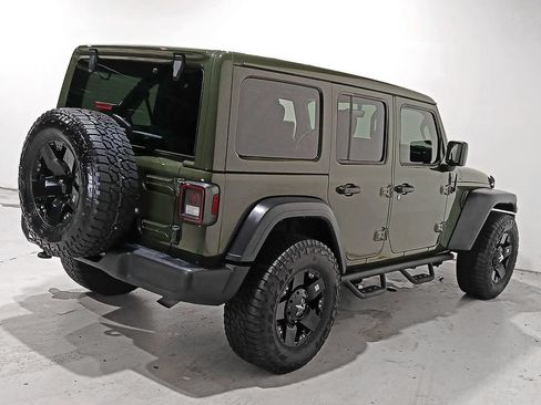 Used 2023 Jeep Wrangler Unlimited Sport w/ Sun And Sound Package AWD/4WD image 6
