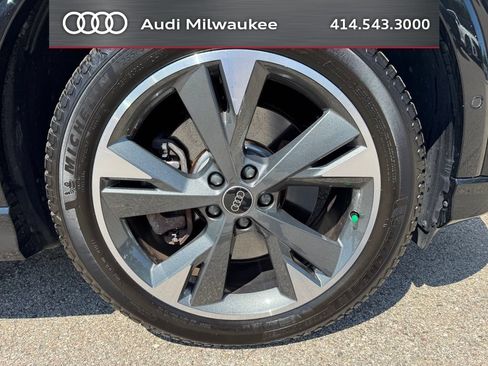 Used 2024 Audi Q4 e-tron Premium Plus AWD/4WD image 2
