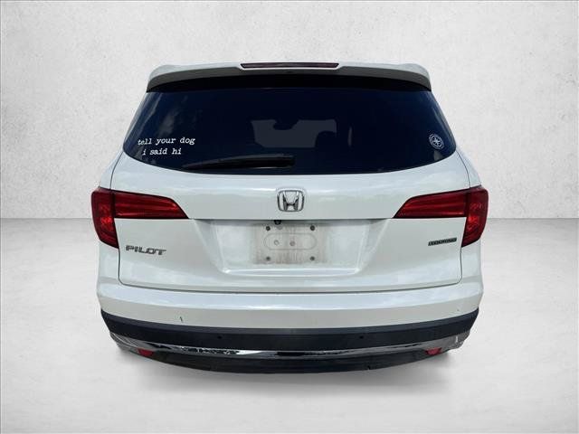 Used 2017 Honda Pilot Touring image 6
