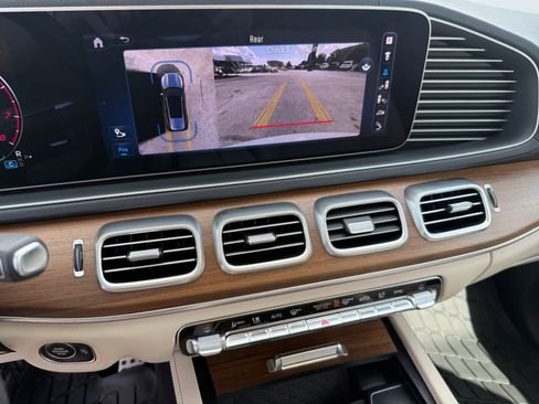 Certified 2024 Mercedes-Benz GLS 450 4MATIC image 18