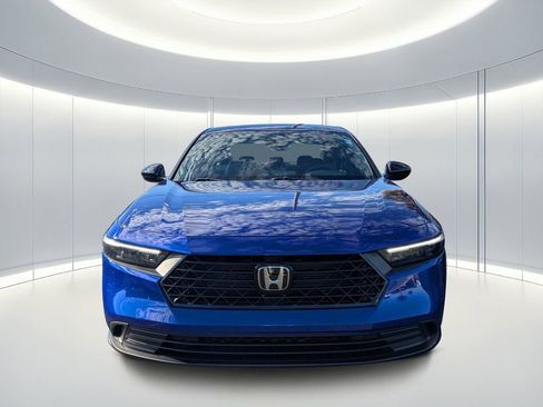 Used 2025 Honda Accord Sport image 8