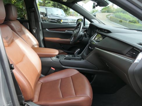 Used 2023 Cadillac XT5 Premium Luxury FWD image 27