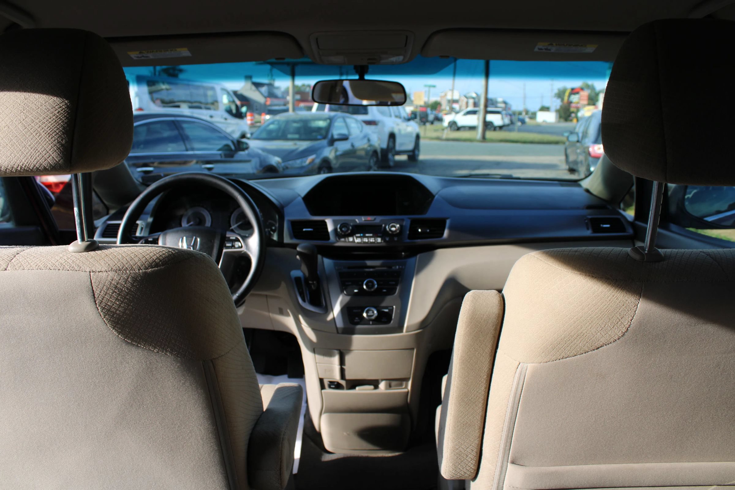 Used 2017 Honda Odyssey LX image 11