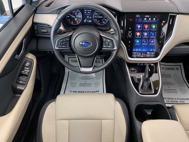 Certified 2025 Subaru Outback Premium AWD/4WD image 2