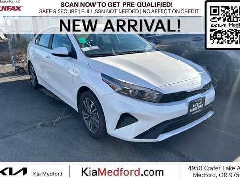 Used 2023 Kia Forte LXS FWD image 1